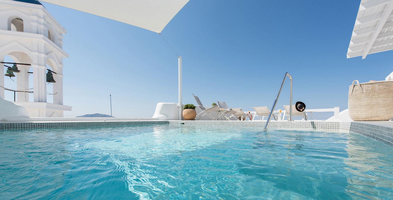 luxury Santorini Hotels