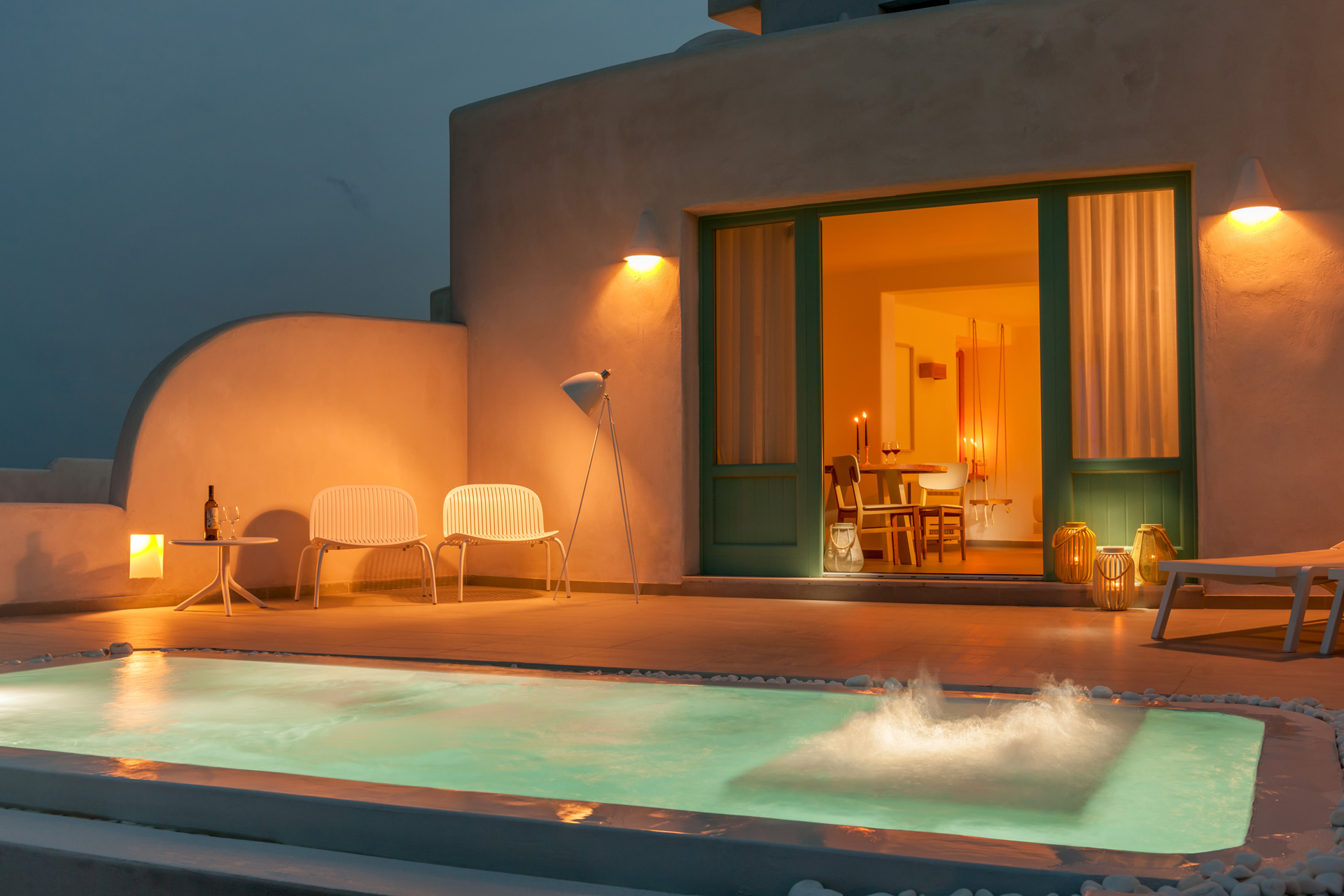 luxury hotels akrotiri santorini