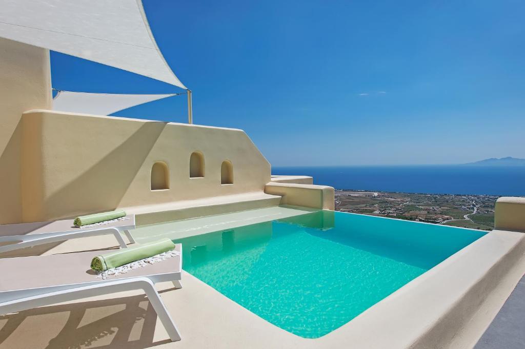 views skyfall-suites-pyrgos-santorini